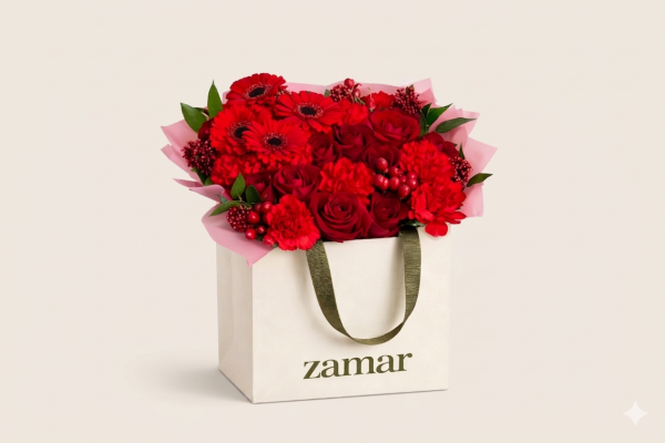 this is a floral arrangment from zamarqa.com in doha qatar